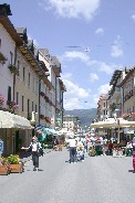 Shops open for Sunday shopping in Asiago