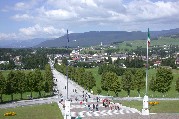 Stairs & blvd leading from monument to Asiago center