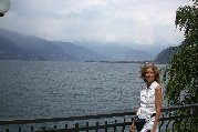 Kitty in the sun beside Lago di Como