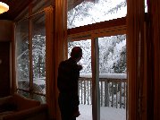 We better get going back to Toronto soon - snow will be continuing all day